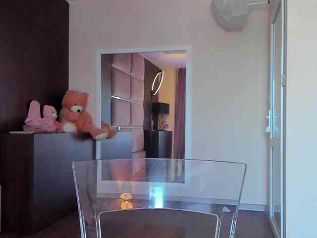 BellaStylezz webcam