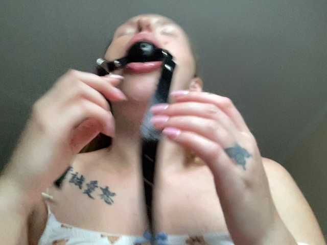 Yuleannnna live cam on BongaCams