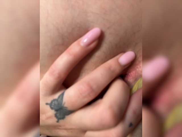 Yuleannnna live cam on BongaCams