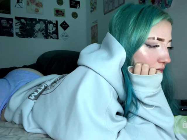 karolinawild live cam on BongaCams