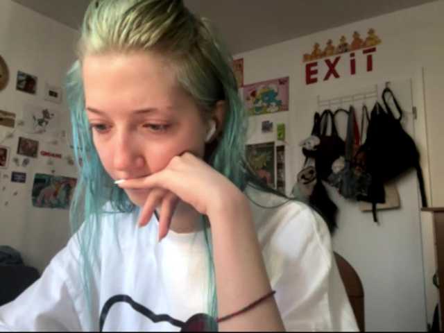 karolinawild live cam on BongaCams