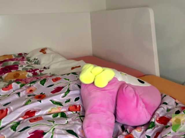 karolinawild live cam on BongaCams