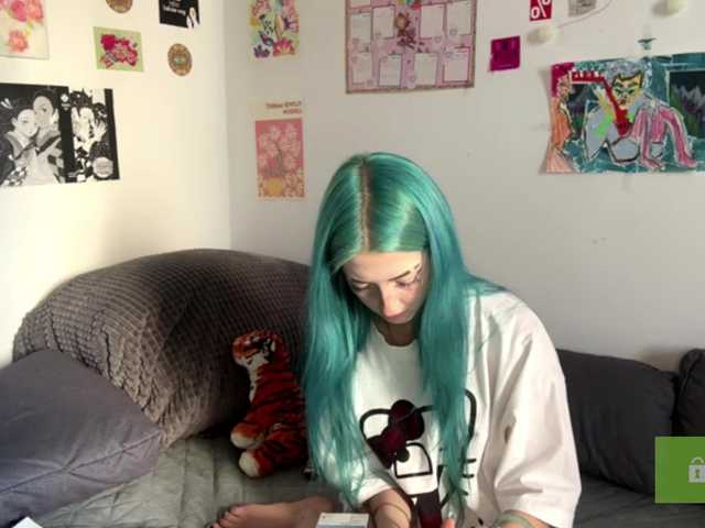 karolinawild live cam on BongaCams