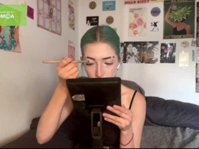 karolinawild live cam on BongaCams