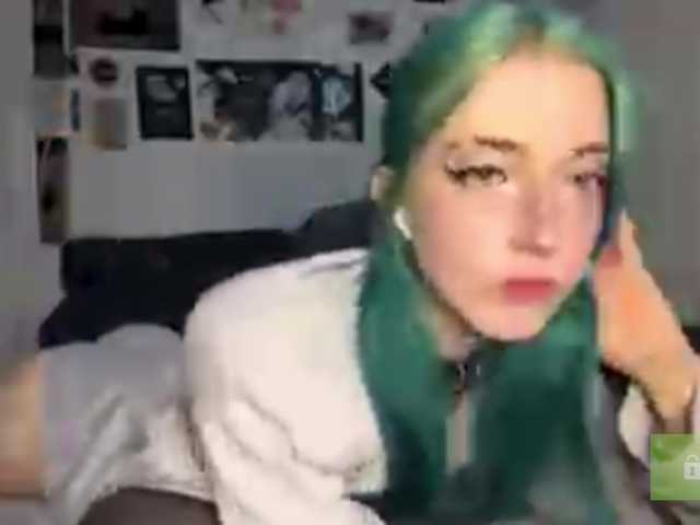 karolinawild live cam on BongaCams