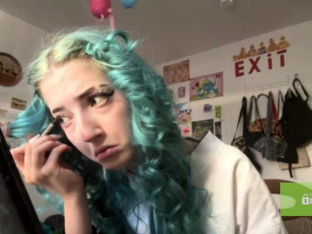 karolinawild live cam on BongaCams