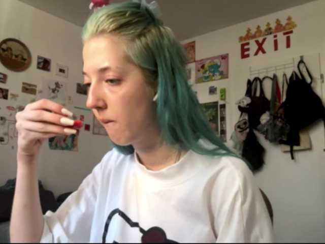 karolinawild live cam on BongaCams