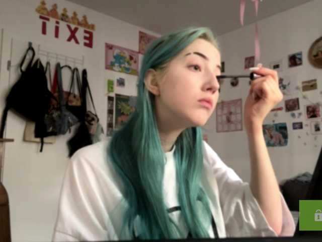 karolinawild live cam on BongaCams