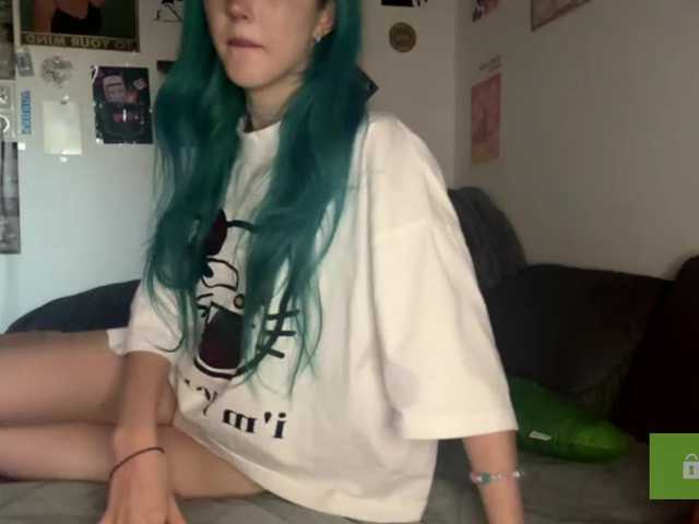 karolinawild live cam on BongaCams