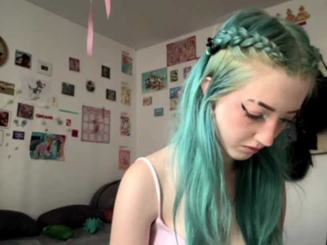 karolinawild live cam on BongaCams