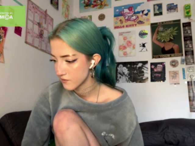 karolinawild live cam on BongaCams