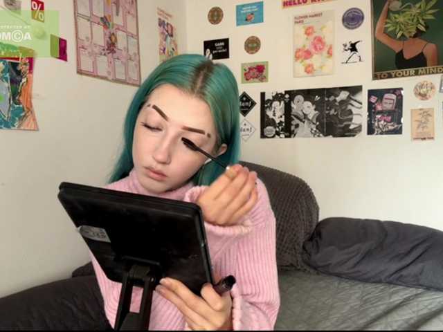 karolinawild live cam on BongaCams