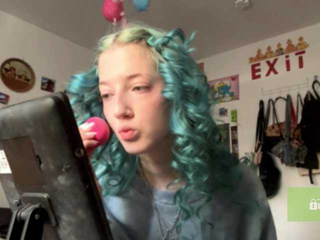 karolinawild live cam on BongaCams