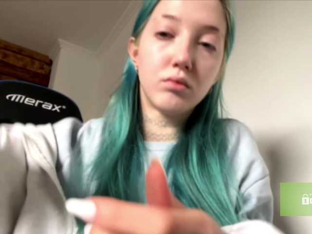 karolinawild live cam on BongaCams