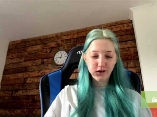 karolinawild live cam on BongaCams