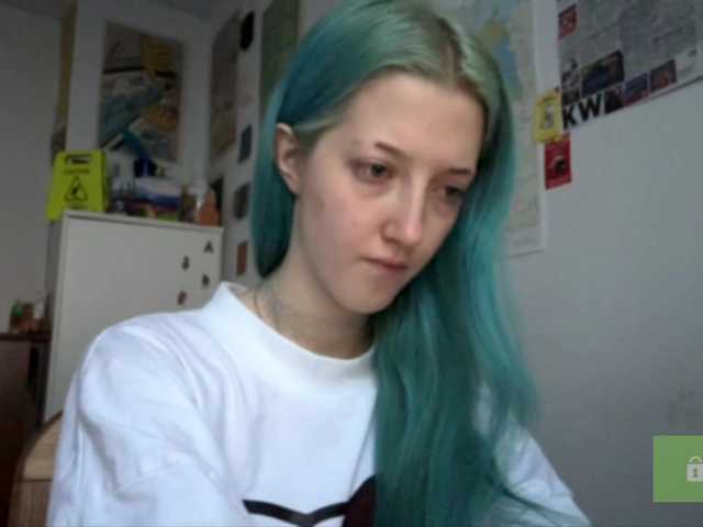 karolinawild live cam on BongaCams