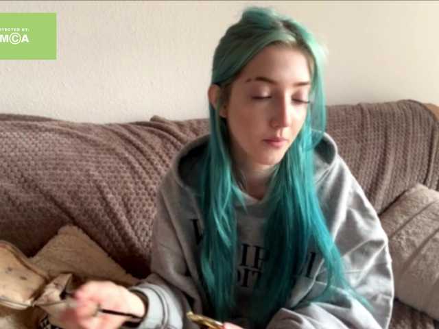 karolinawild live cam on BongaCams