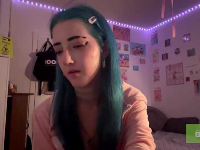 karolinawild live cam on BongaCams
