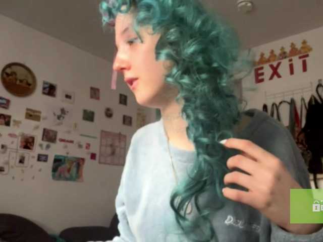 karolinawild live cam on BongaCams