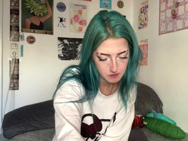 karolinawild live cam on BongaCams