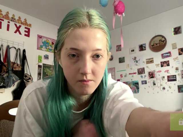 karolinawild live cam on BongaCams