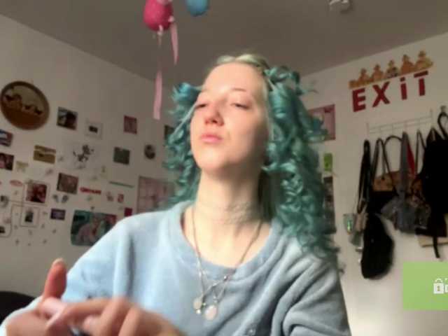 karolinawild live cam on BongaCams