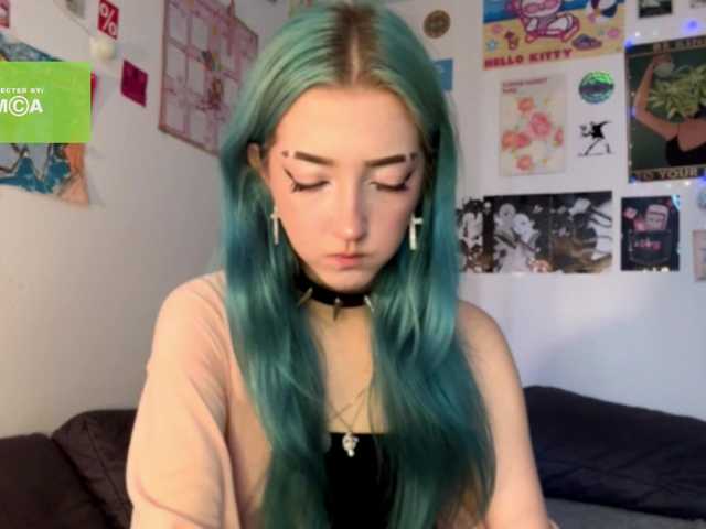karolinawild live cam on BongaCams