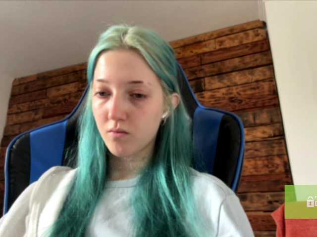 karolinawild live cam on BongaCams