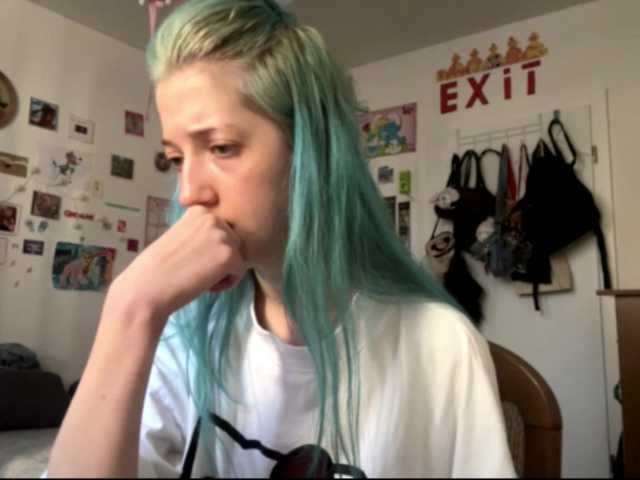 karolinawild live cam on BongaCams