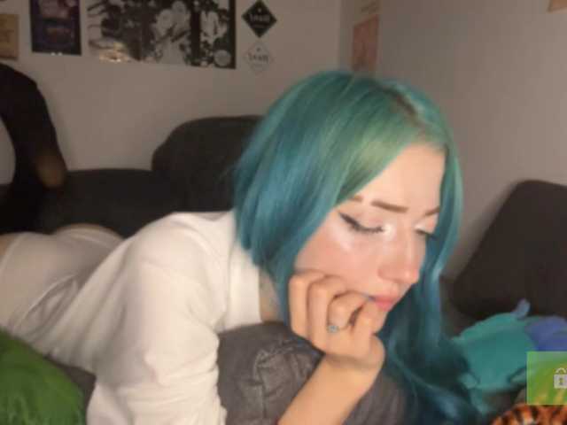 karolinawild live cam on BongaCams