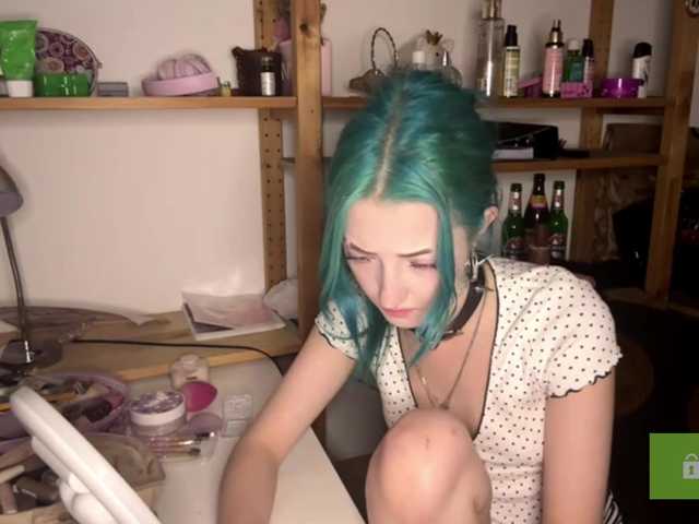karolinawild live cam on BongaCams
