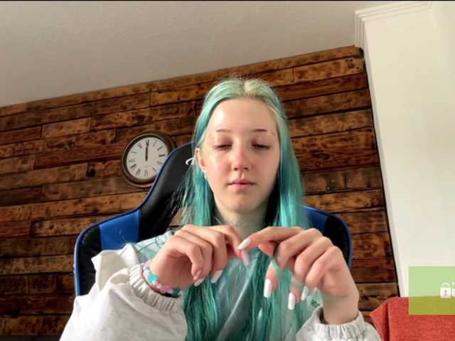 karolinawild cam belle