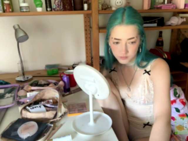 karolinawild live cam on BongaCams