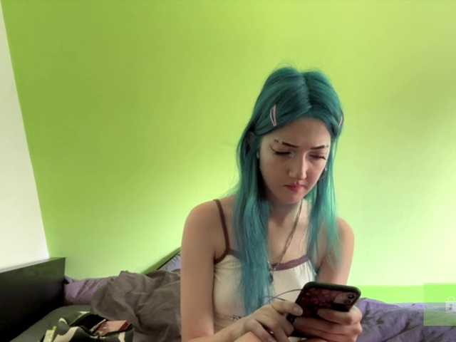 karolinawild live cam on BongaCams