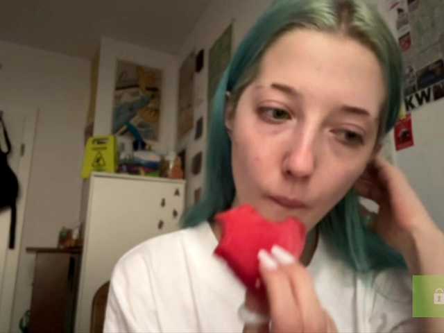 karolinawild live cam on BongaCams