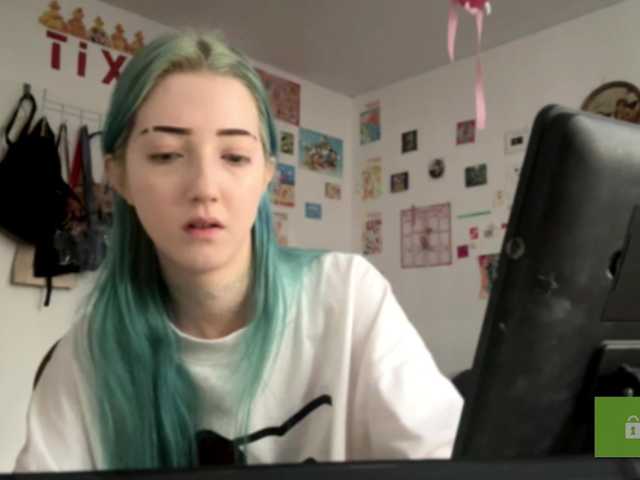 karolinawild live cam on BongaCams