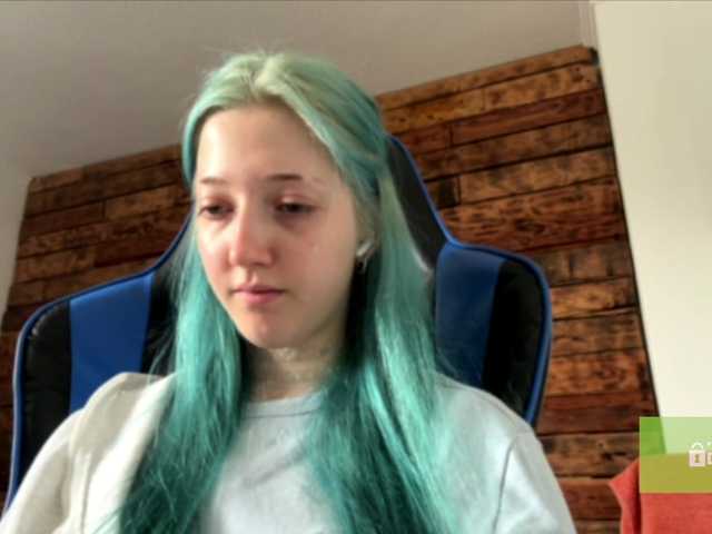 karolinawild live cam on BongaCams
