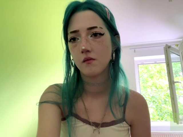 karolinawild live cam on BongaCams
