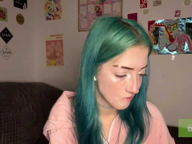 karolinawild live cam on BongaCams