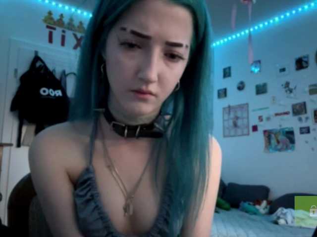 karolinawild live cam on BongaCams