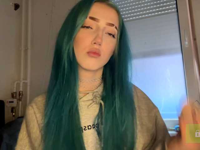 karolinawild live cam on BongaCams