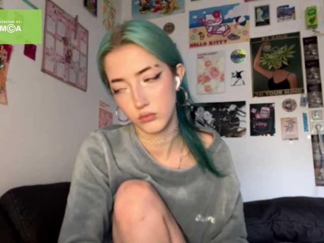 karolinawild live cam on BongaCams