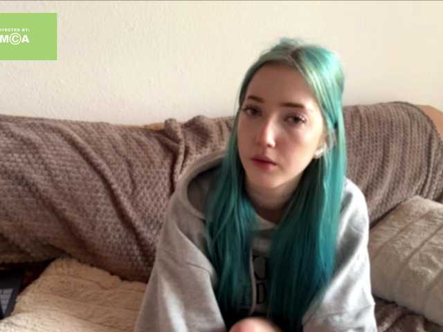 karolinawild live cam on BongaCams