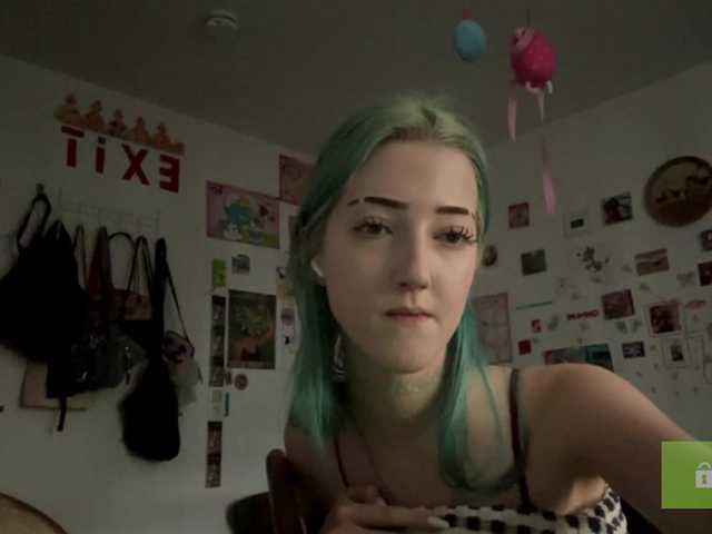 karolinawild live cam on BongaCams