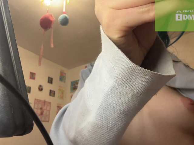 karolinawild live cam on BongaCams