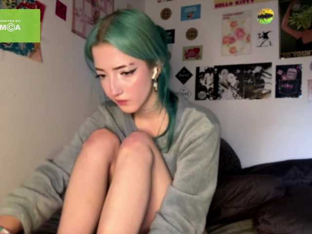 karolinawild live cam on BongaCams