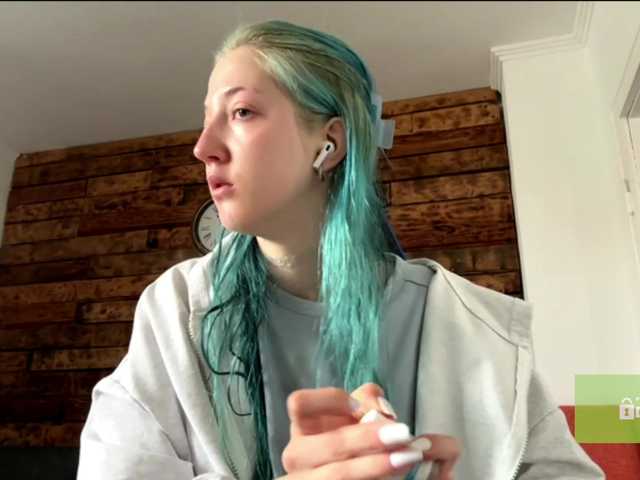 karolinawild live cam on BongaCams