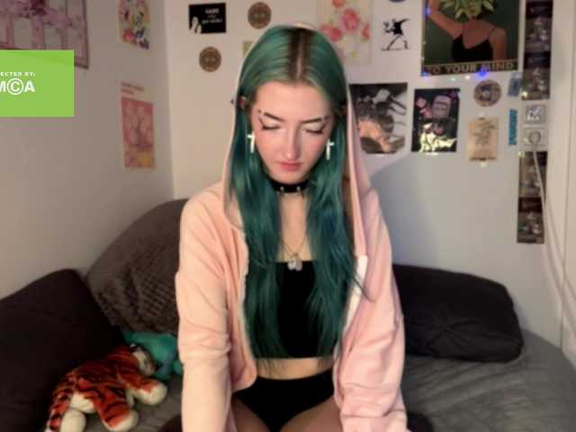 karolinawild live cam on BongaCams