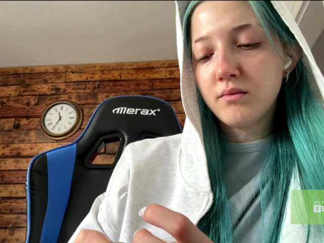 karolinawild live cam on BongaCams