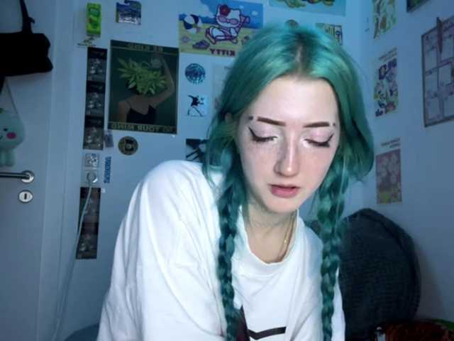 karolinawild live cam on BongaCams